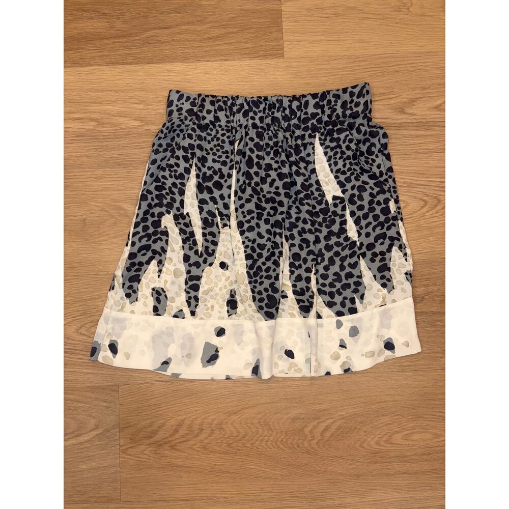 Cabi chiffon skirt with blue and white cheetah women’s size small